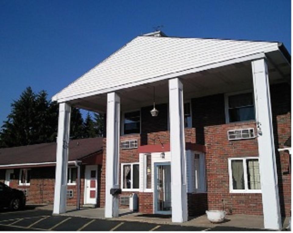 Colonial Inn Mercer-Grove City Quarto foto