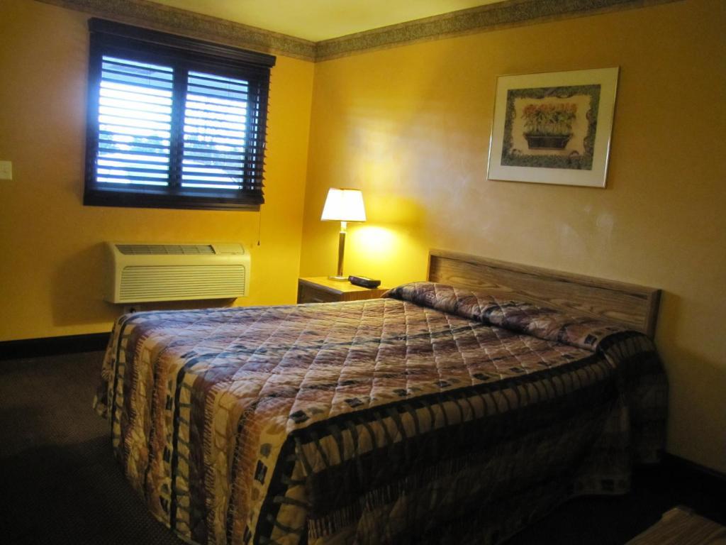 Colonial Inn Mercer-Grove City Quarto foto